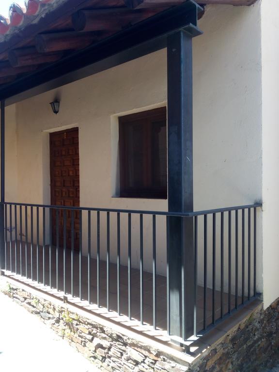 El Egio Cervera de Buitrago Exterior foto